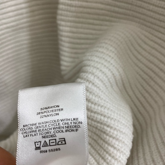 Express Ribbed Asymmetrical Tunic Sweater - Picture 5 of 6